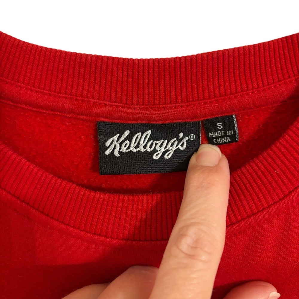 Kelloggs Cheez it Red Sweatshirt Long Sleeve Small Advertising Snacks Spell Out - Picture 3 of 8